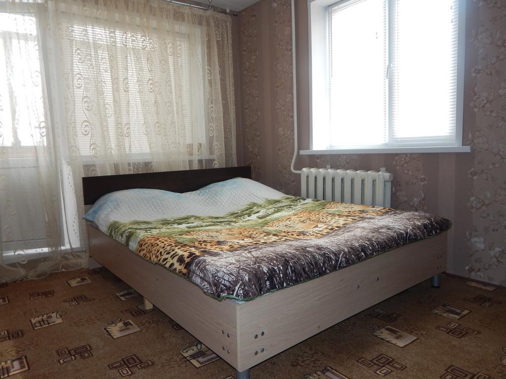 Apartment On Stepana Khaltyrina, 36 Ufa Esterno foto